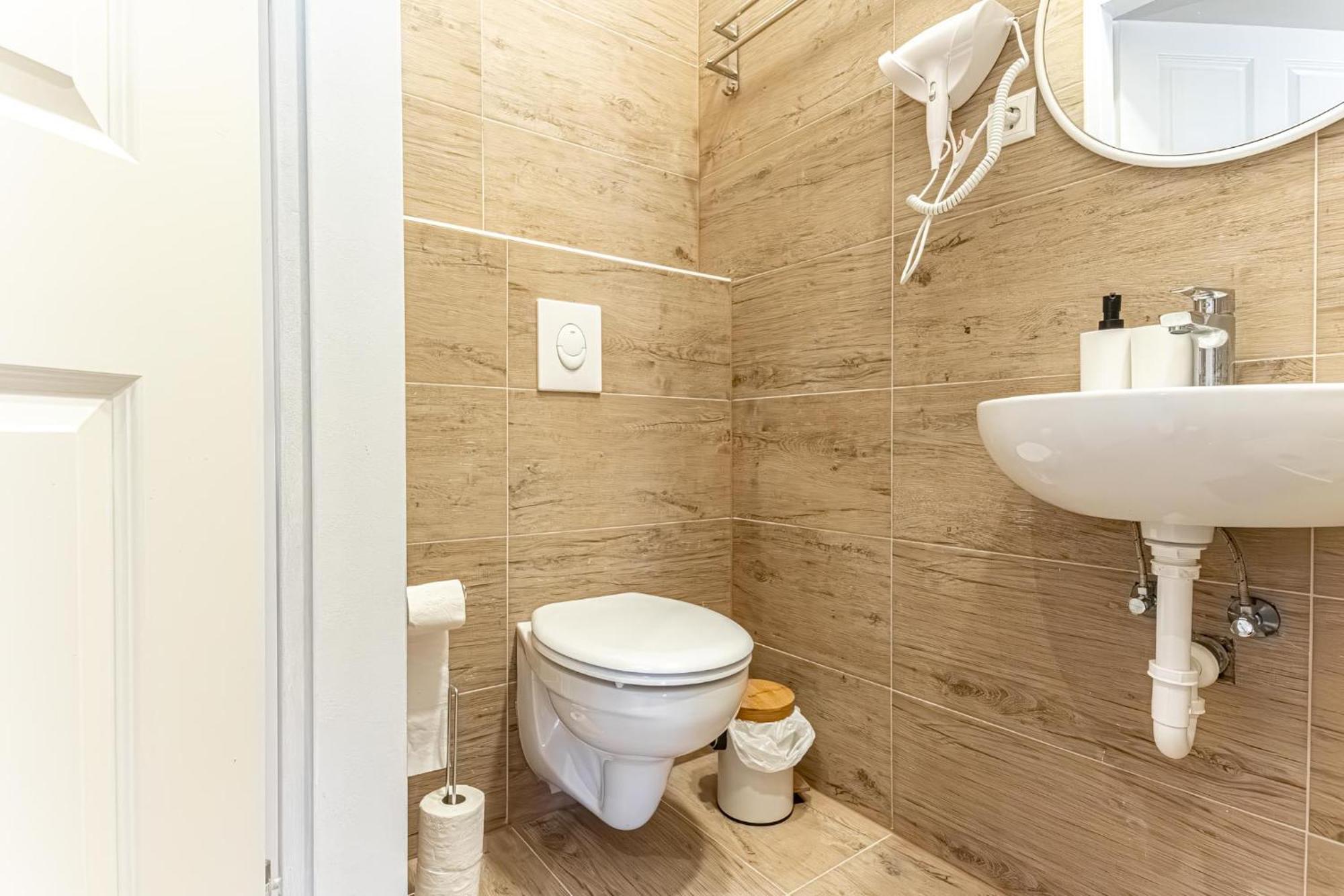 Cost Effective City Life 1Br In Classic Building Vienna Exterior photo